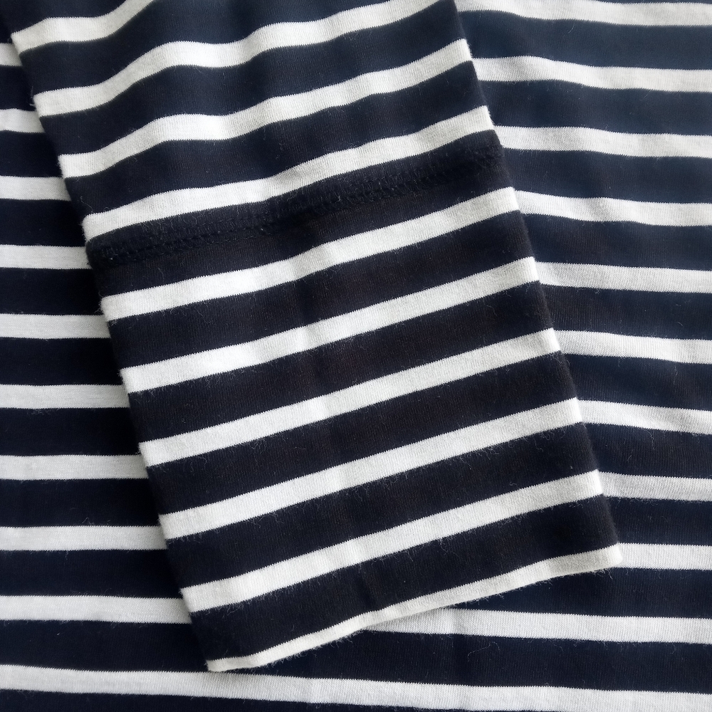 a.n.a Women's Plus Size 3X Navy Blue & White Horizontal Striped Long Sleeve Tee - Picture 9 of 9